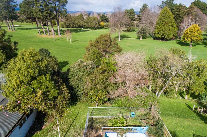 95 Ruamahanga Crescent, Terrace End, Palmerston North - Carousel 2