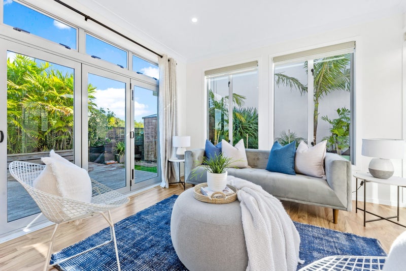11F Clearwater Cove, West Harbour, Auckland - Carousel 2
