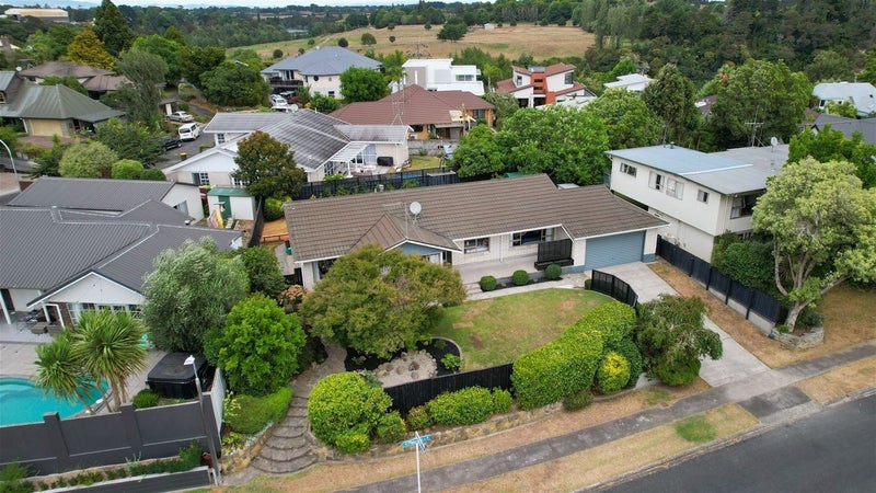 15 Malcolm Street, Riverlea, Hamilton - Carousel 1