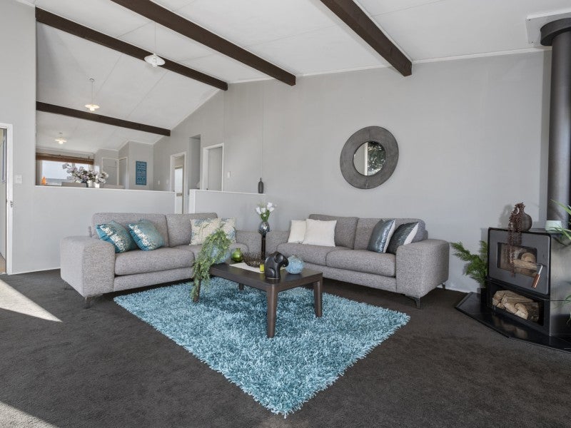 9 Dunton Drive, Welcome Bay, Tauranga - Carousel 2