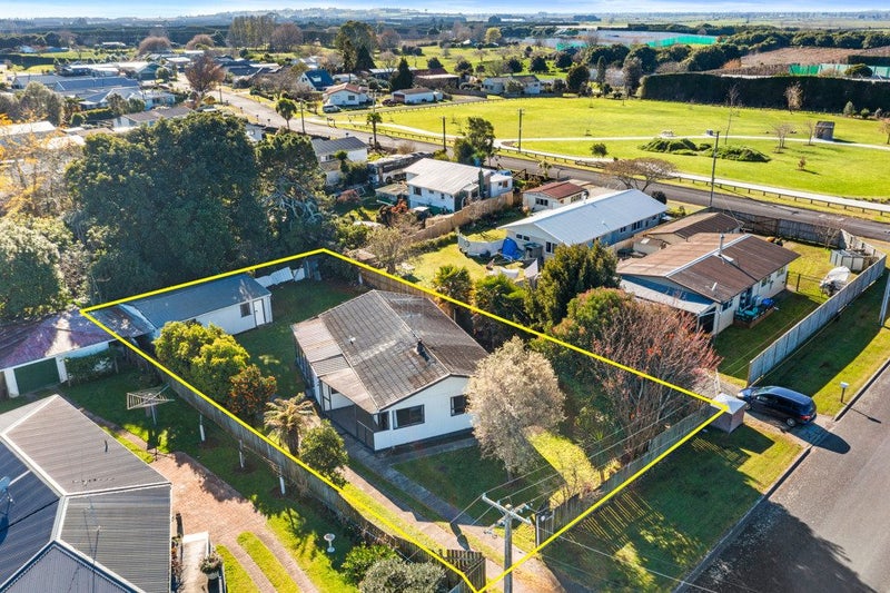 19 Hall Road, Te Puke - Carousel 1