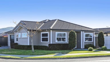 2 Nichol Place, Greenmeadows, Napier - Carousel 1