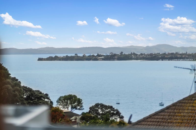 5 Callender Place, Shelly Park, Auckland - Carousel 2