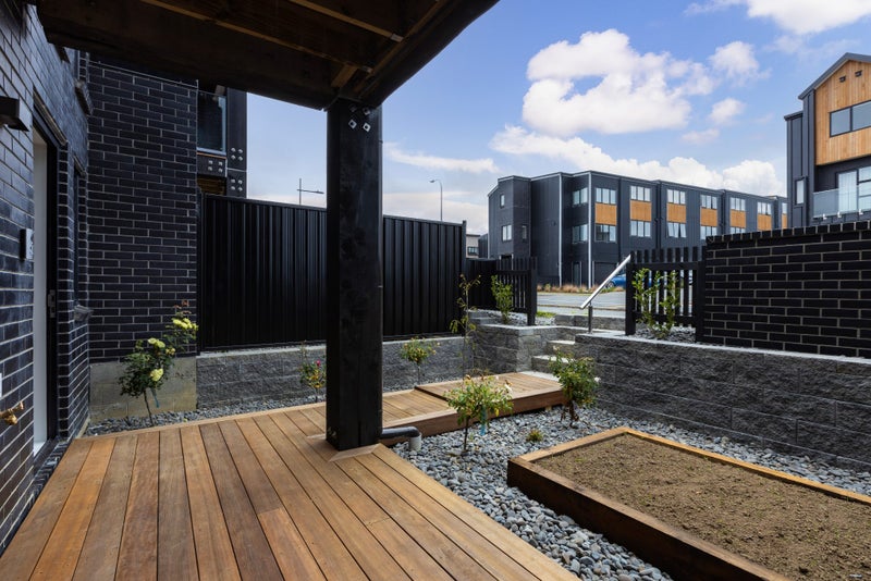 2E Longshore Drive, Long Bay, Auckland - Carousel 21