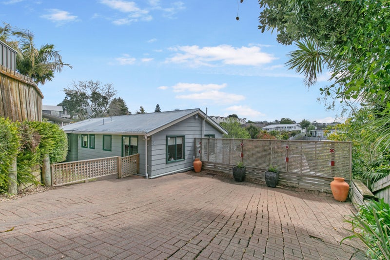 3/16 Woodside Avenue, Northcote, Auckland - Carousel 2