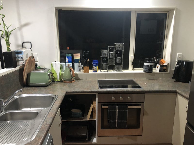 11 Earnslaw Crescent, Clover Park, Auckland - Carousel 7