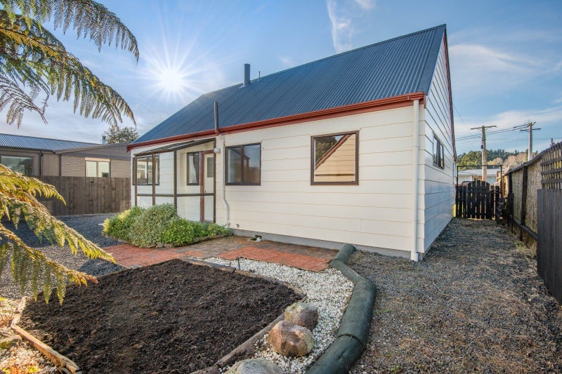 2 Lambert Street, Abbotsford, Dunedin - Carousel 26