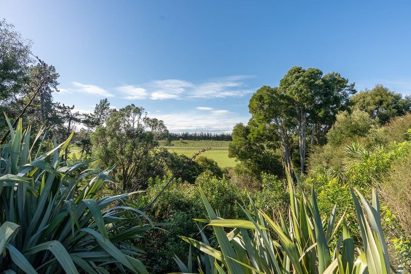 29 Edgeview Crescent, Fitzroy, Hamilton - Carousel 2