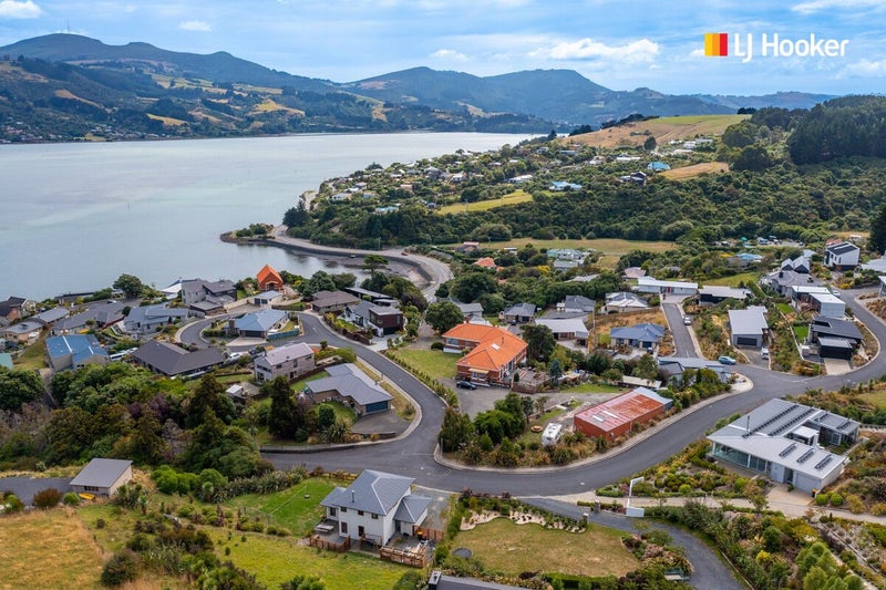 6 Eventide Lane, Company Bay, Dunedin - Carousel 1