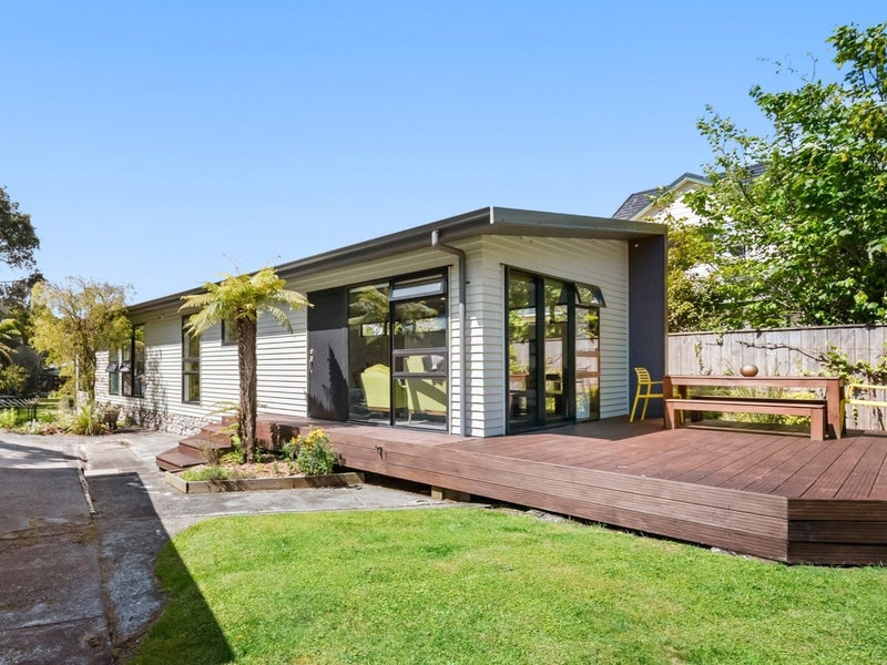 7 Renoir Avenue, Belmont, Lower Hutt - Carousel 1