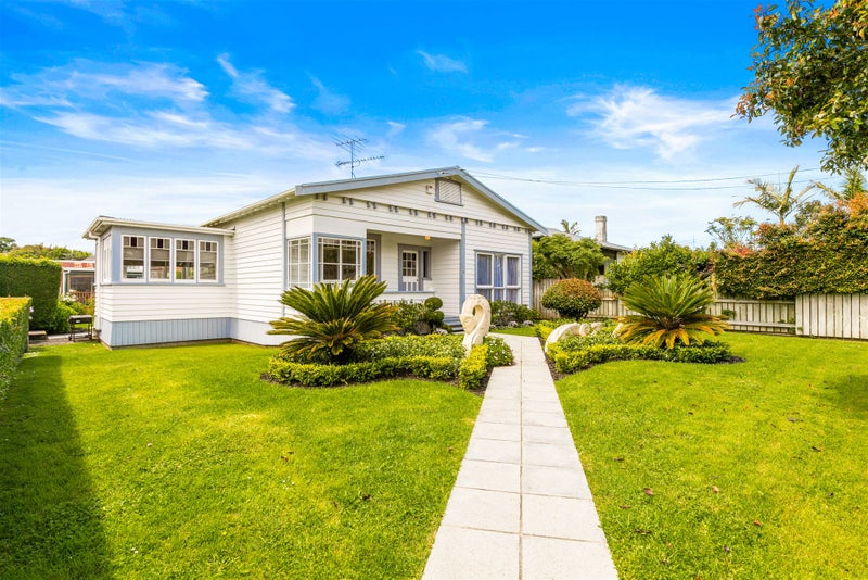 20 Kingsway Avenue, Sandringham, Auckland - Carousel 4