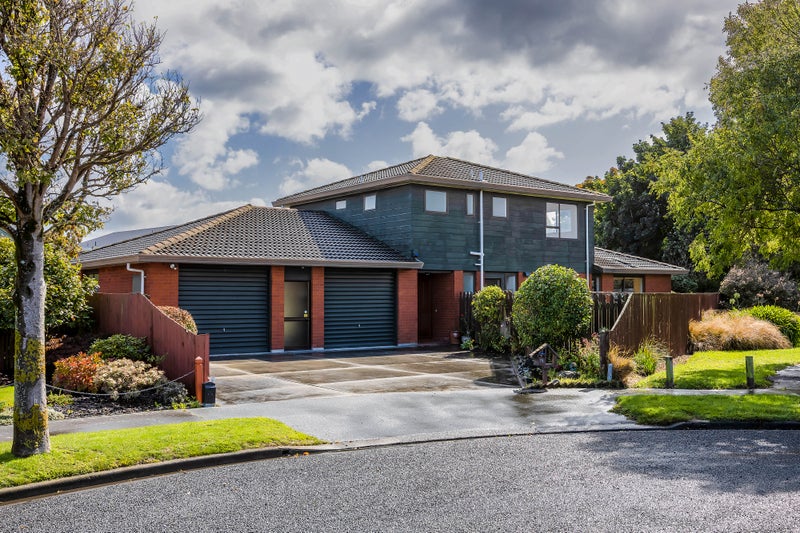 11 Langham Place, Redwood, Christchurch - Carousel 1