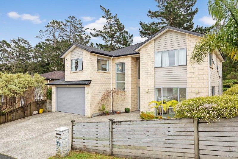 56 Harrowglen Drive, Northcross, Auckland - Carousel 1