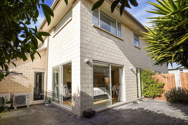 61A Antigua Street, Addington, Christchurch - Carousel 13