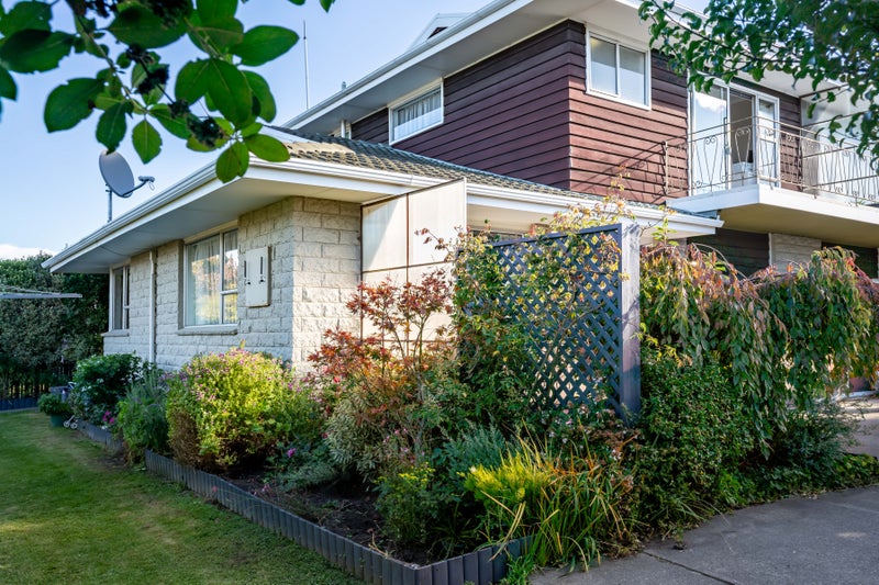 1/77 Gladson Avenue, Sockburn, Christchurch - Carousel 1