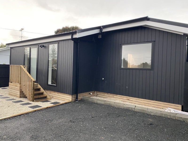 102 Second View Avenue, Beachlands, Auckland - Carousel 1