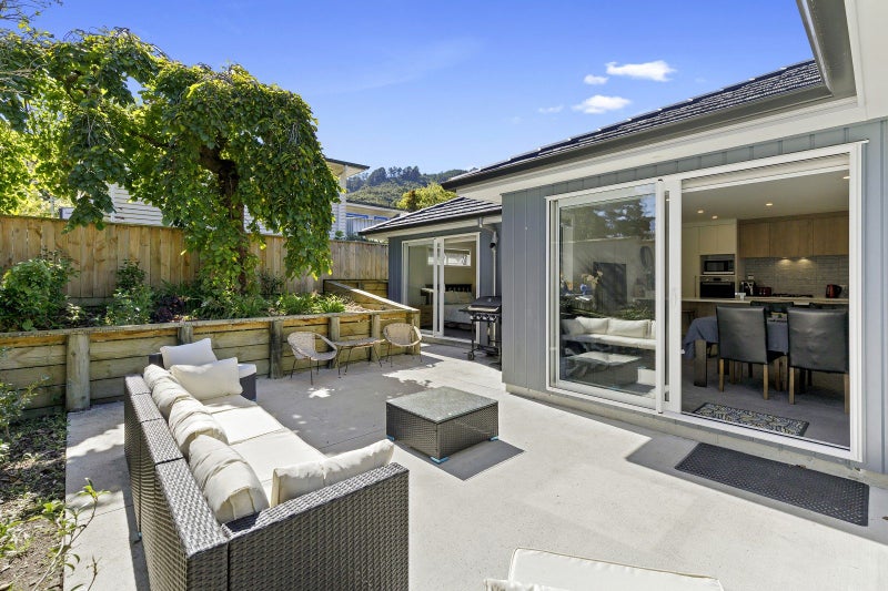 92A Horoeka Street, Stokes Valley, Lower Hutt - Carousel 2