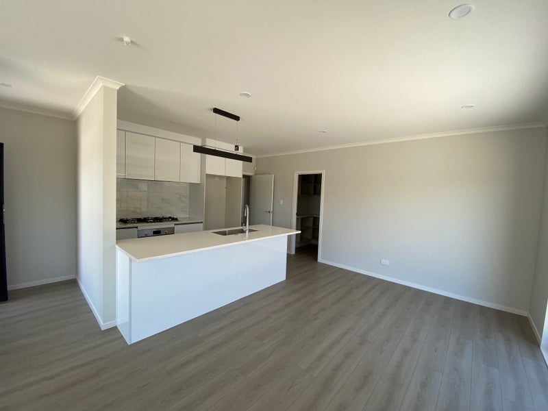 2/56 Maggie Place, Chartwell, Hamilton - Carousel 2