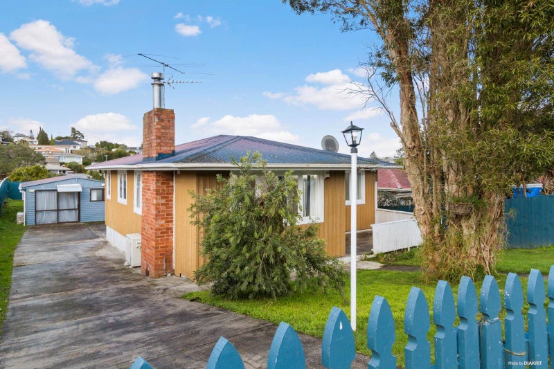 70 Rosamund Avenue, New Windsor, Auckland - Carousel 2