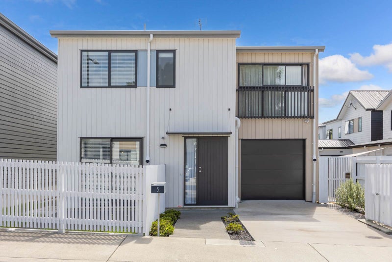 3 Raamuri Road, Glen Innes, Auckland - Carousel 1