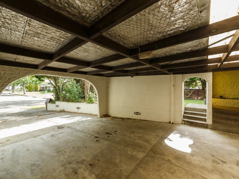 9 Westhaven Grove, Takaro, Palmerston North - Carousel 21