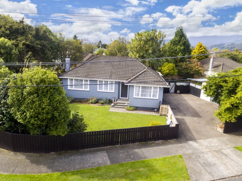 66 Brentwood Street, Trentham, Upper Hutt - Carousel 2
