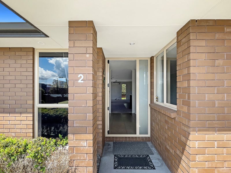 2 Woodridge Drive, Flagstaff, Hamilton - Carousel 2