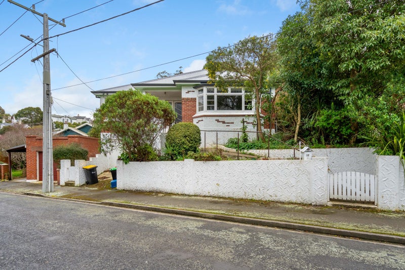 37 Scarba Street, Roslyn, Dunedin - Carousel 1