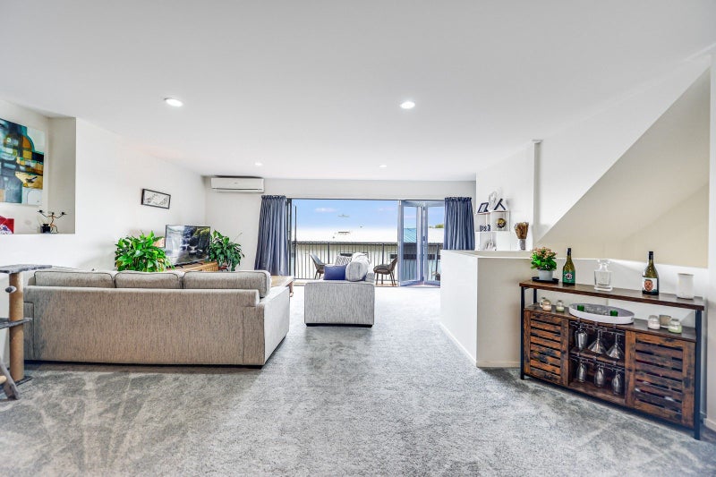 15 Radnor Street, Hamilton Central, Hamilton - Carousel 2