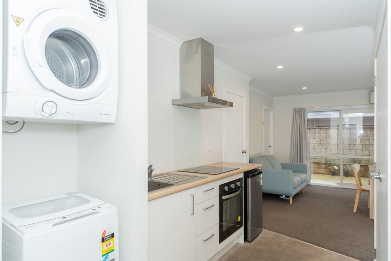 5/4 Hammond Street, Hamilton Central, Hamilton - Carousel 2