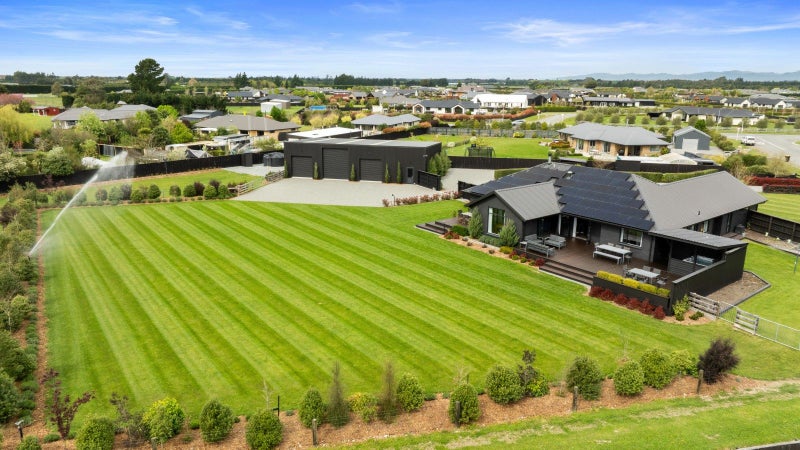 37 Braeburn Crescent, Kaiapoi - Carousel 1