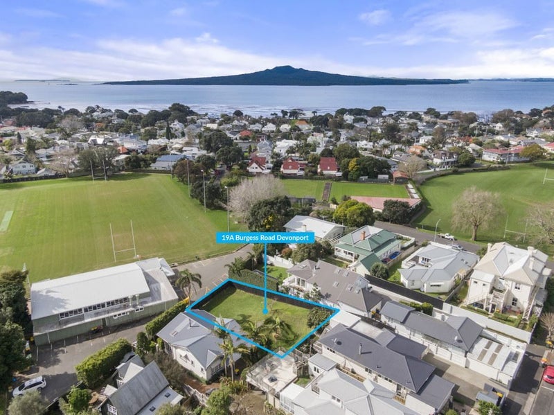 19A Burgess Road, Devonport, Auckland - Carousel 1