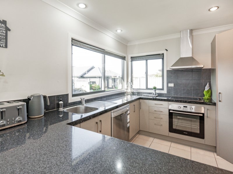 1035 Reka Street, Akina, Hastings - Carousel 2