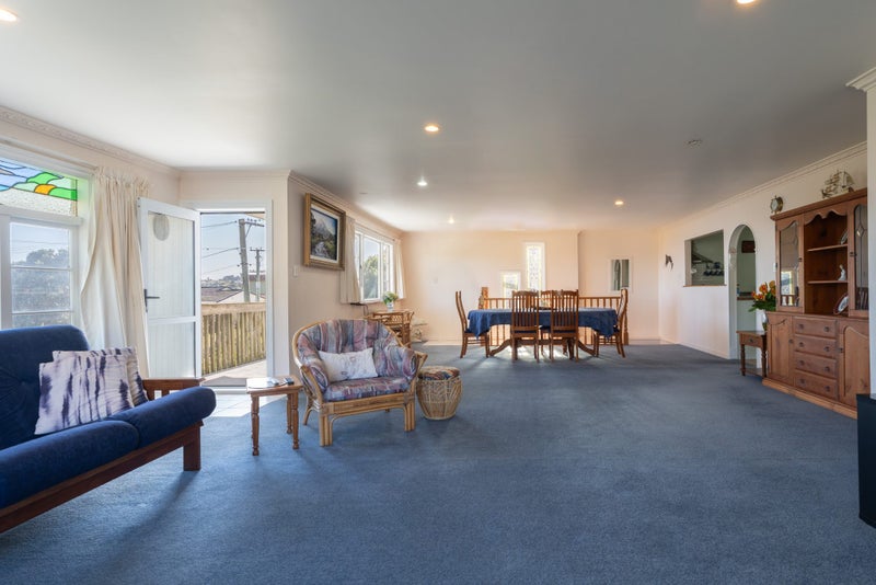 55 Tireti Road, Titahi Bay, Porirua - Carousel 45