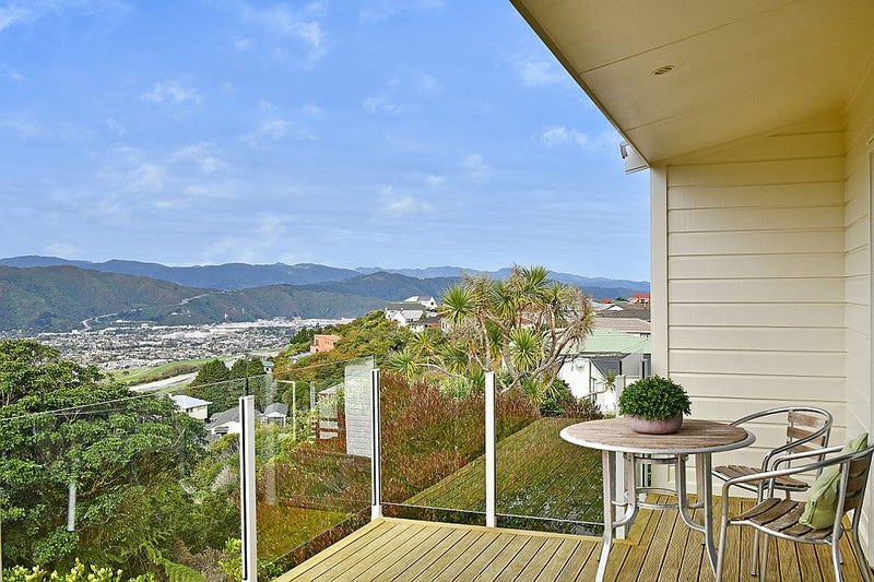 19 Wisteria Grove, Maungaraki, Lower Hutt - Carousel 2