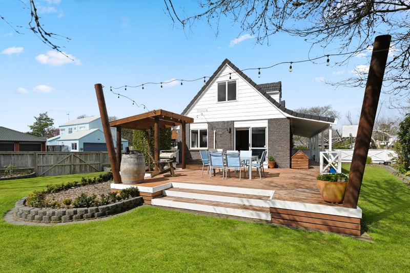 15 Woodland Drive, Flagstaff, Hamilton - Carousel 1