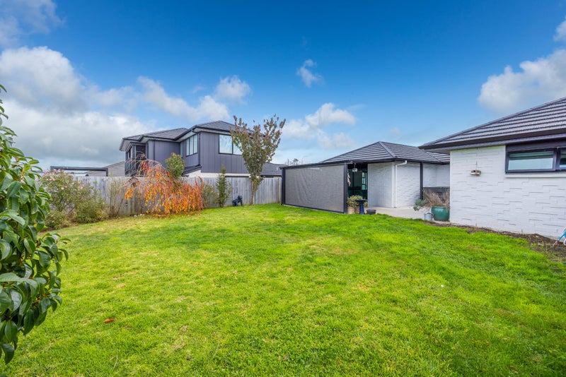 6 Kapua Crescent, Rototuna North, Hamilton - Carousel 24