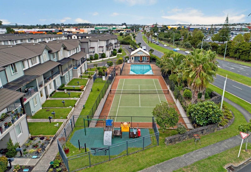 6/25 Opito Way, East Tamaki, Auckland - Carousel 2