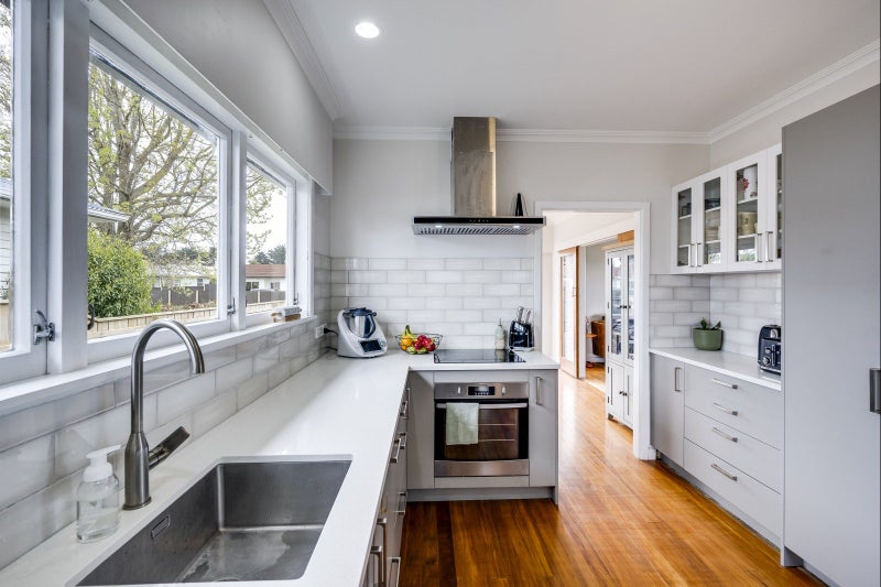 48 Exeter Crescent, Pirimai, Napier - Carousel 2