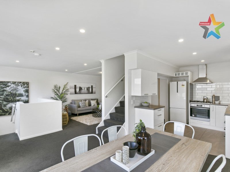 2/127 Raroa Road, Aro Valley, Wellington - Carousel 2