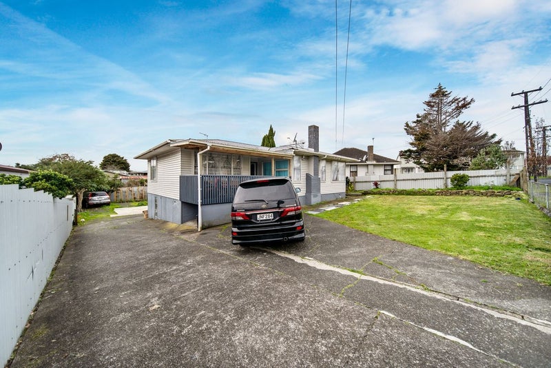 4 Dairy Road, Otara, Auckland - Carousel 2