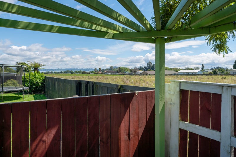 1 Duggan Drive, Owhata, Rotorua - Carousel 21