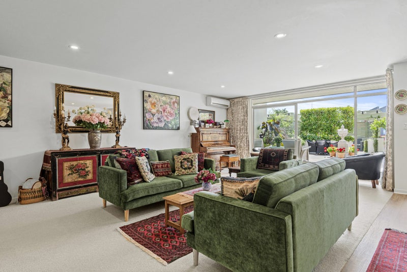 1A/2 Queens Parade, Devonport, Auckland - Carousel 2