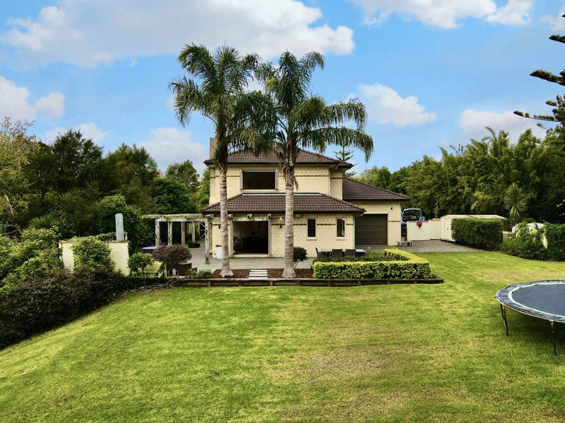 26B Awhiorangi Promenade, Swanson, Auckland - Carousel 2