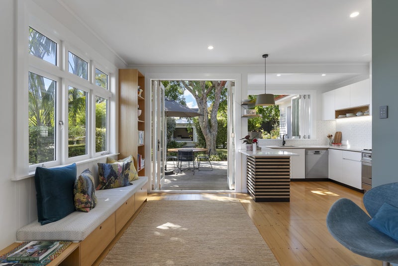 13 Edgars Road, Westmere, Auckland - Carousel 2