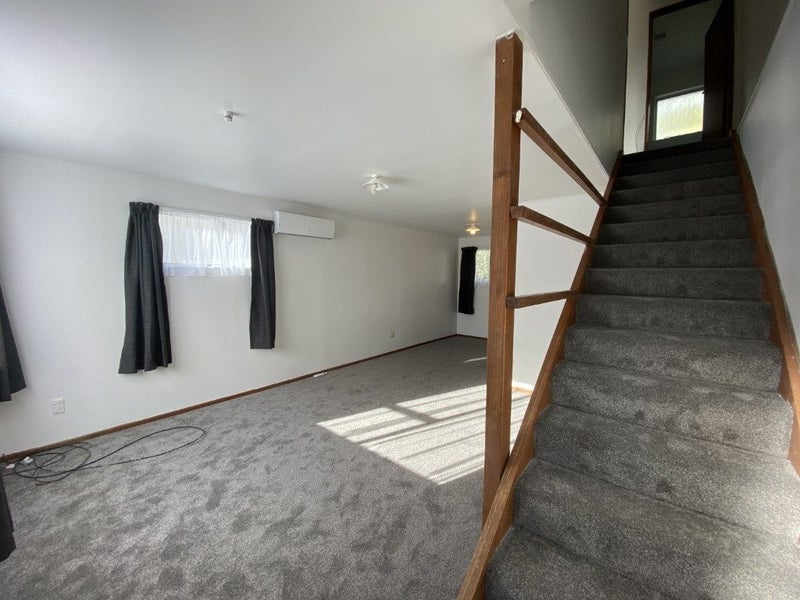 1/37 Frankmoore Avenue, Johnsonville, Wellington - Carousel 2