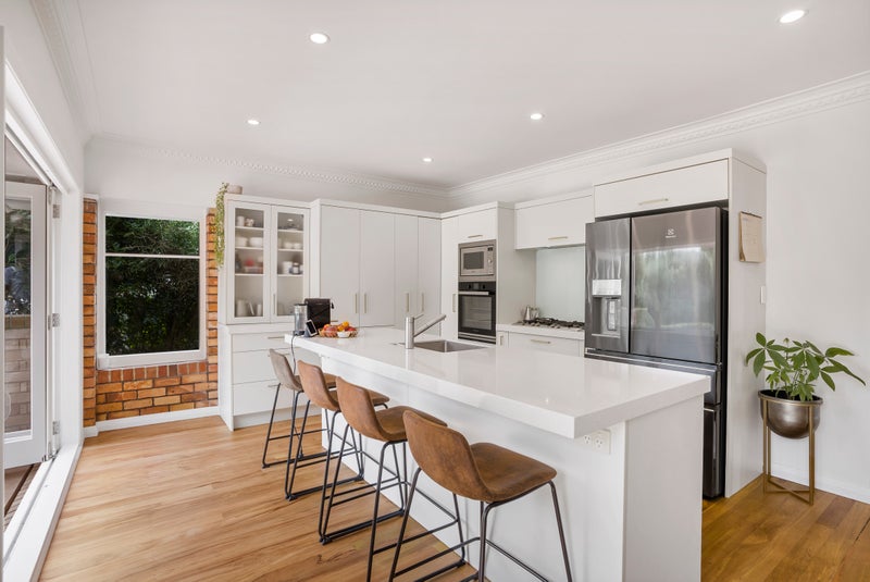 8 Athlone Road, Glendowie, Auckland - Carousel 2