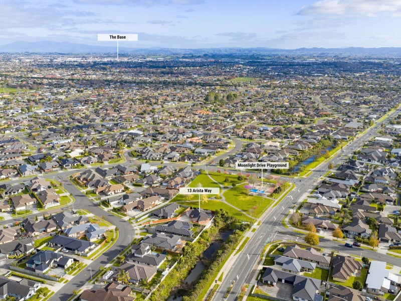 13 Arista Way, Rototuna North, Hamilton - Carousel 32