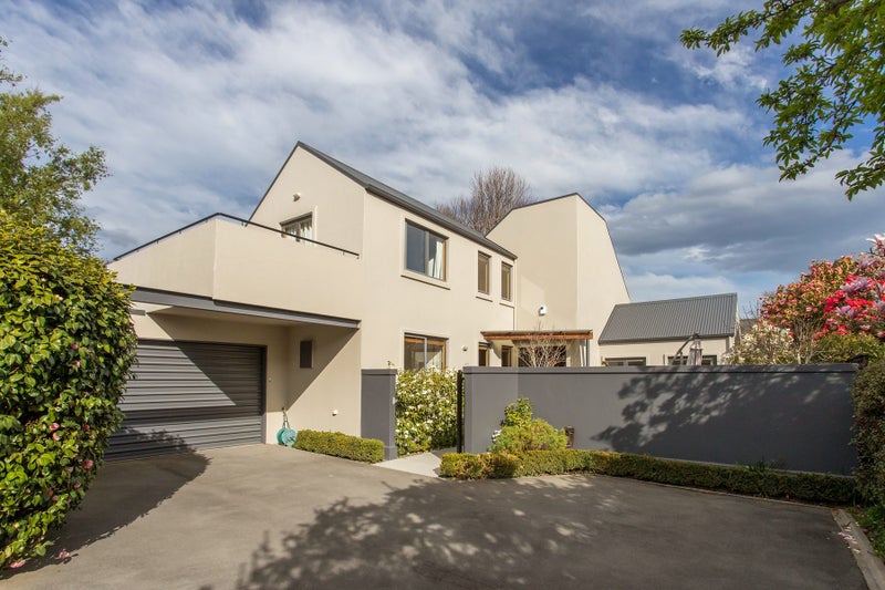 31A Wroxton Terrace, Merivale, Christchurch - Carousel 1