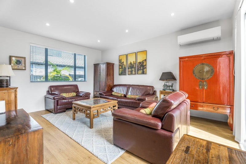 53D Mcleod Road, Te Atatu South, Auckland - Carousel 2